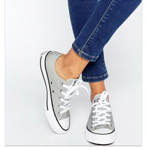 Converse Chuck Taylor All Star Women’s Sneakers US 9.5 Gray Canvas – Like New